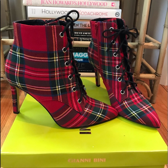 **Not For Sale**Christmas Plaid Tartan Boots Boots 8.5 - Picture 1 of 10